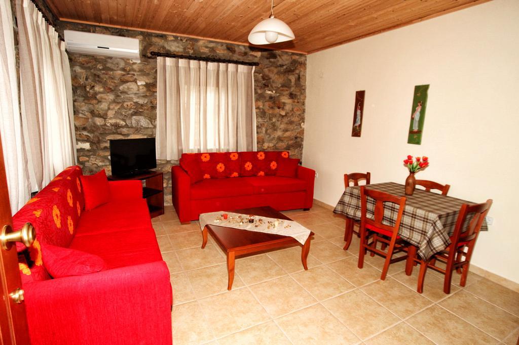 Traditional Apartments Tsikrikonis Mirtofiton Dış mekan fotoğraf