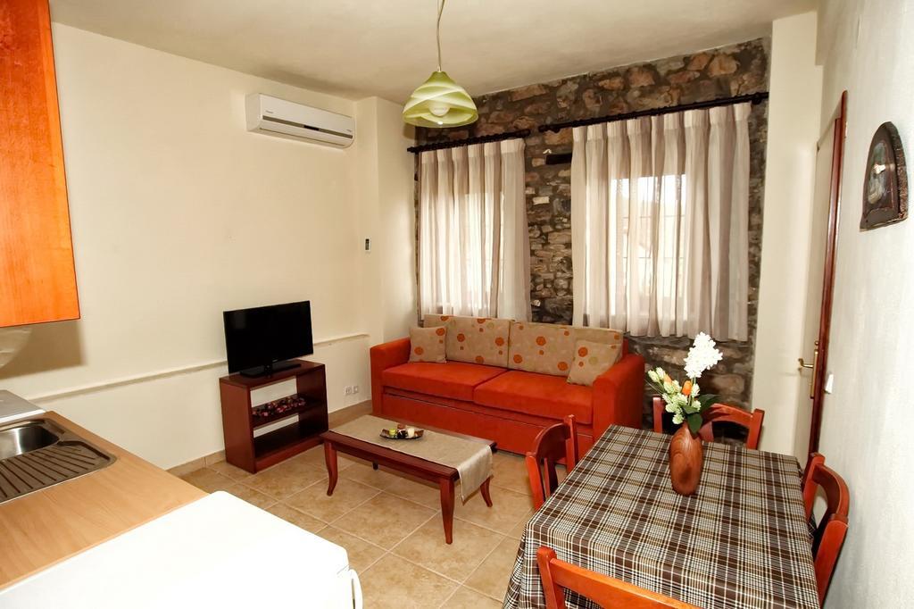 Traditional Apartments Tsikrikonis Mirtofiton Dış mekan fotoğraf